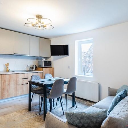 Long Street Suites Braşov Extérieur photo